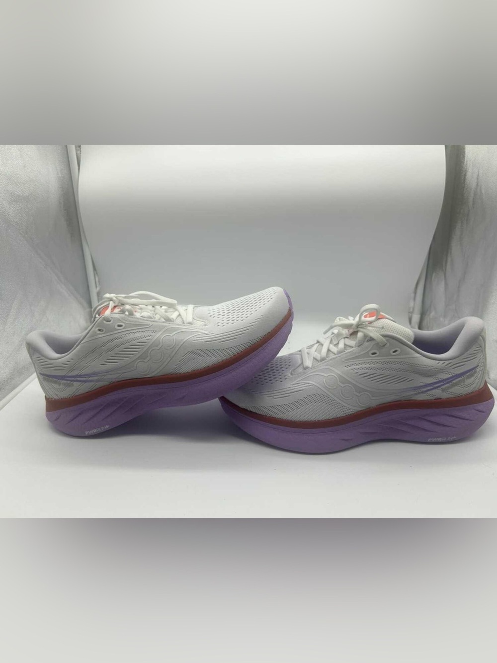 Saucony Ride 18 Women's Running Shoes Size 10.5
